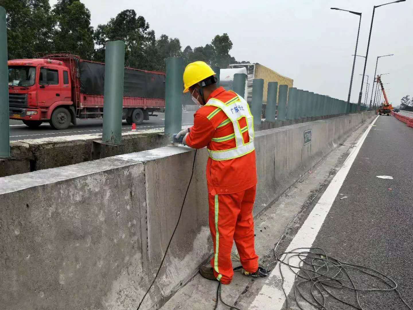 横沥防水补漏房屋漏水沉降缝漏水