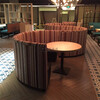 紫云縣西餐廳家具定做S形卡座沙發桌椅組合