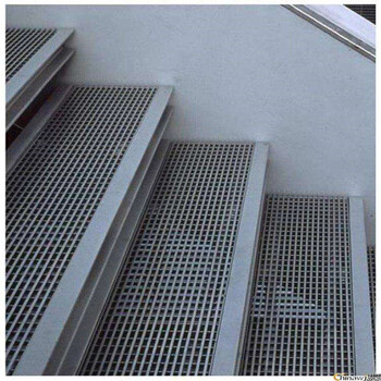山西楼梯防滑踏步板水沟槽沟盖板金属焊接网格板批发