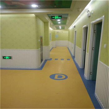幼兒園環(huán)保地板膠，奧麗奇塑膠批發(fā)工廠