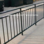 吐鲁番锦银丰阳台栏杆室内铁艺栏杆施工图片1