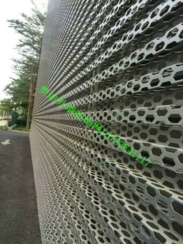 一汽奥迪4s店标准氧化本色铝板-2.0凹凹凸凸冲孔幕墙板