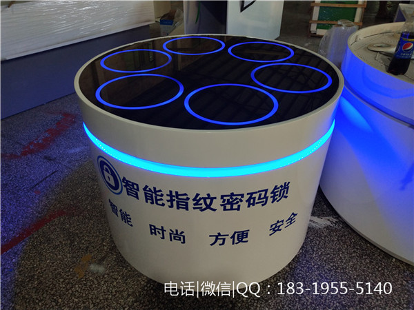 重庆奉节匠星智能门锁展架新款木质烤漆指纹锁一个价格