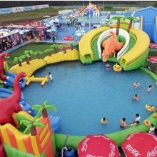 四川成都充氣水上樂園價格
