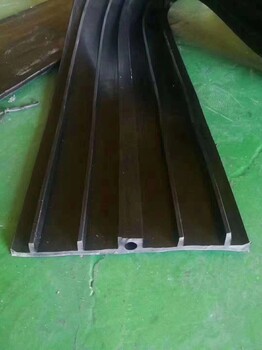 銅仁隔震橡膠支座LRB500廠家直供報價低使用壽命更長久-常盛
