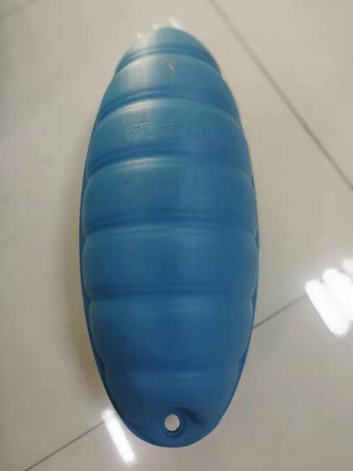 通佳浮球吹塑机价格,大连养殖浮球吹塑机操作简单