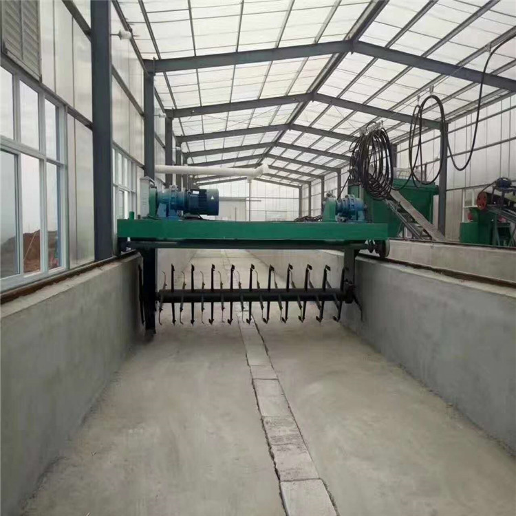 发酵处理设备 2.4米履带式翻堆机 生产