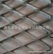 青島腳手架鋼板網3mm-5mm厚腳踏網菱形拉伸網重型鋼板網生產廠家