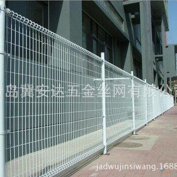 青島供應(yīng)小區(qū)護(hù)欄網(wǎng)別墅圍欄網(wǎng)園藝圍欄卷圈圍欄金屬圍欄廠家廠家