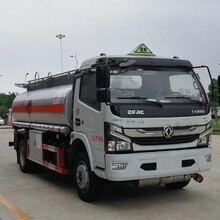 楚胜CSC5125GJY6A型东风多利卡8.5方加油车