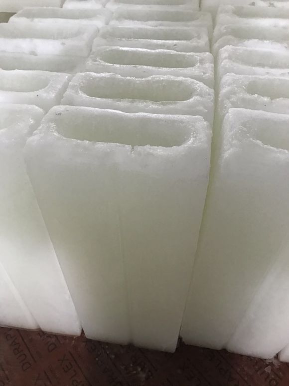 上海嘉定区干冰块冷藏运输|柱状干冰配送冰块公司