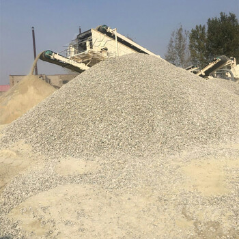 北京建筑垃圾破碎机轮胎式移动石子破碎站