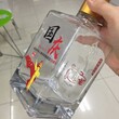 能在酒瓶子上彩印图案机器设备酒瓶UV打印机UV印花机