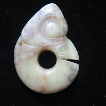 良渚文化骨器和玉器怎么区分良渚文化雕刻器物鸟纹玉璧