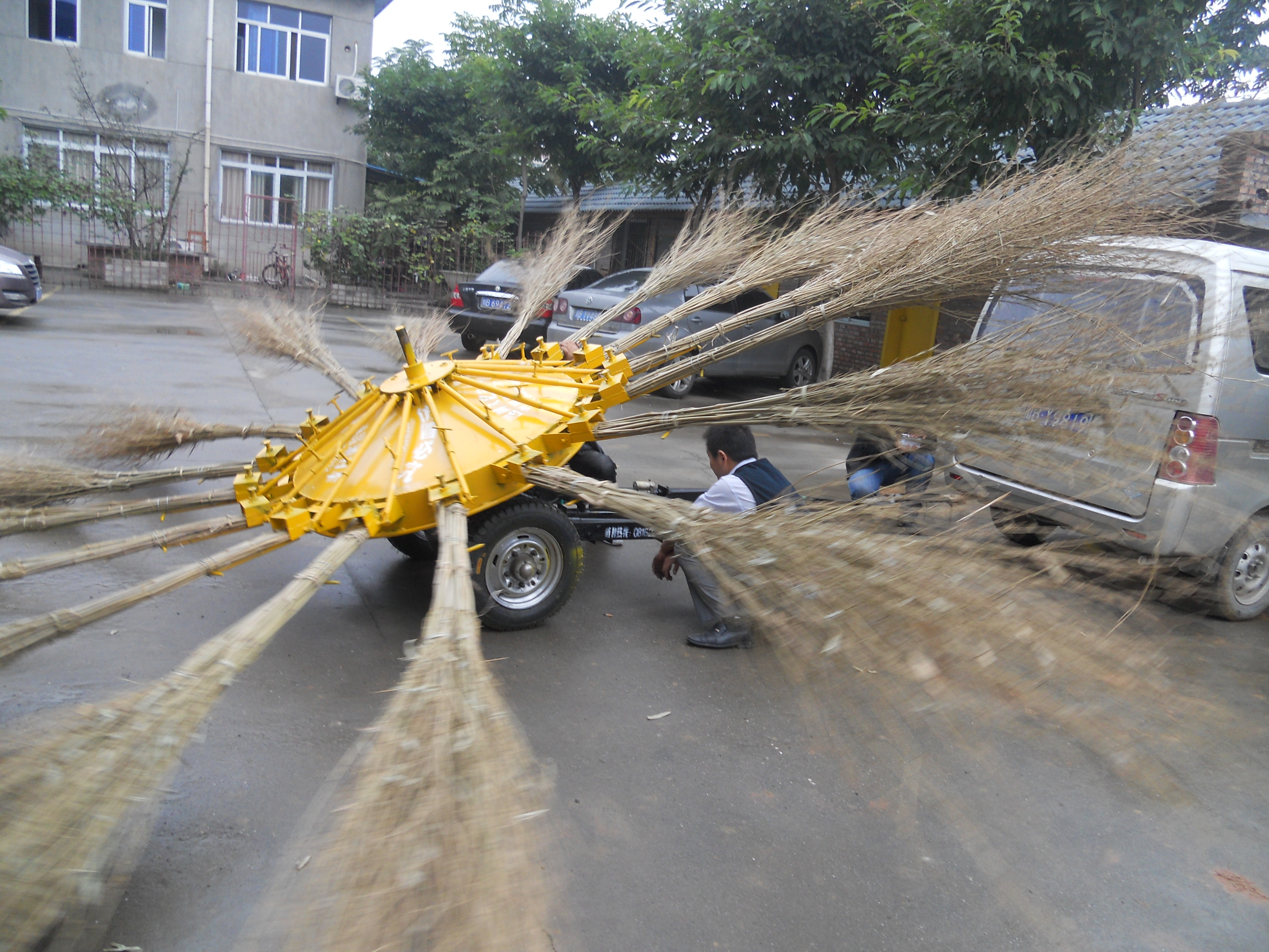 风火轮扫地车 图片合集图片