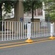 机动车分隔栏厂家人行道分隔栏深圳深标港式护栏图片