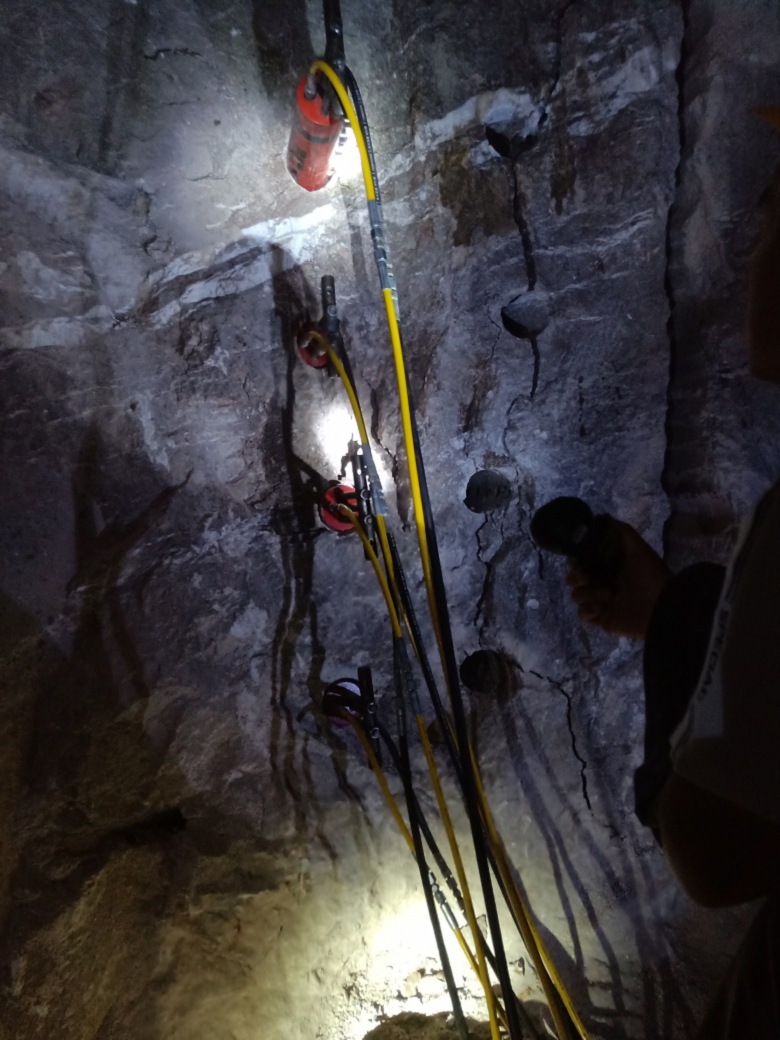 静态地基岩石拆除劈裂器怎么样葫芦岛绥中县