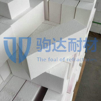 氧化鋁空心球磚荷軟1800℃導(dǎo)熱率0.03鄭州駒達(dá)生產(chǎn)