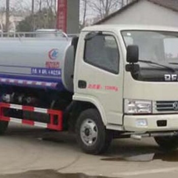 国五洒水车