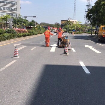 深圳划线施工队的市政马路画线公司沥青路国标线人行通道