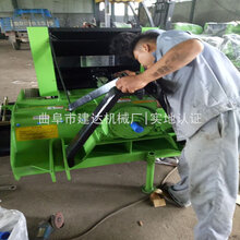 新型秸秆粉碎打捆机厂家行走式秸秆粉碎打捆机图片