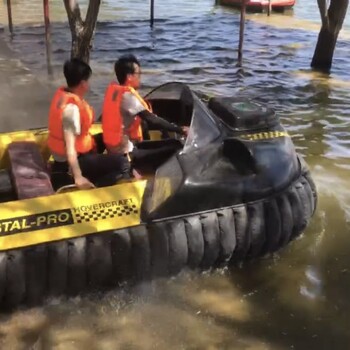 超霸氣的氣墊船還可以在沙地/陸地/水面/冰面開#氣墊船容易駕駛操控嗎？