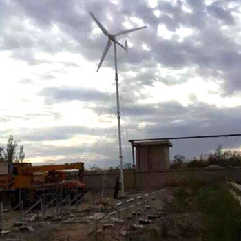 绥宁县定做产品直驱式风力发电机20kw屋顶安装风力发电