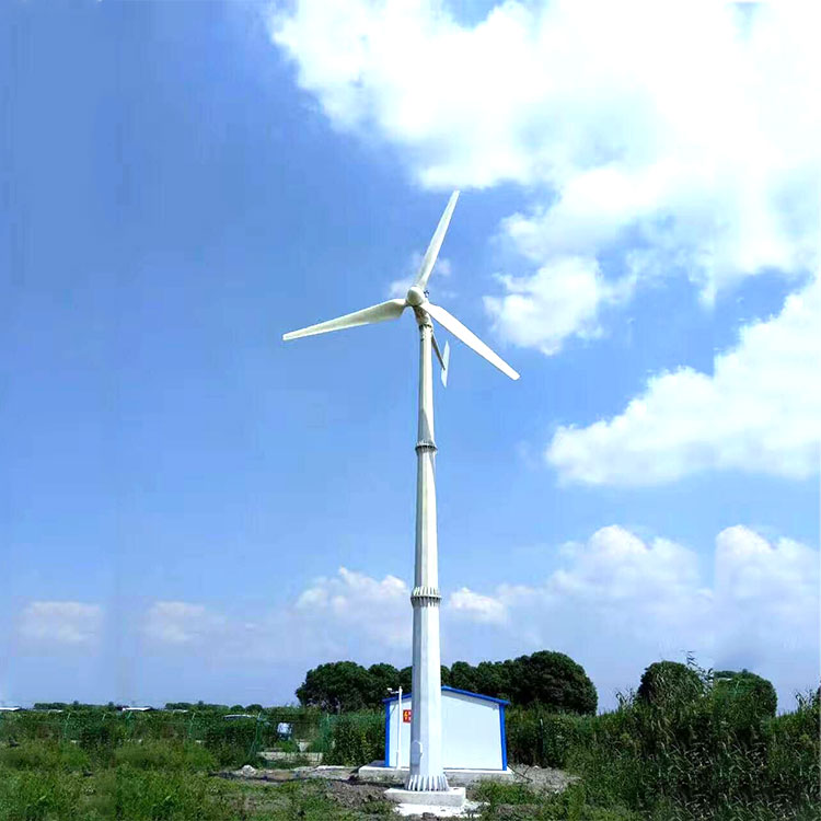 克什克腾旗永磁风力发电机 30千瓦性能稳定风光互补发电系统