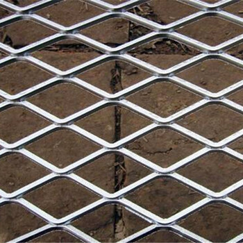 菱形钢板网防鼠防蛇花园小钢板网养殖建筑装饰吊顶用菱形钢板网