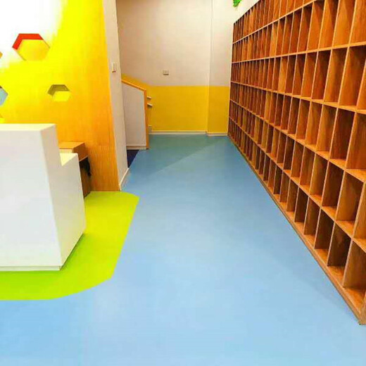 幼儿园安全地胶,幼儿园地板
