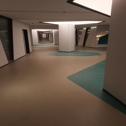 学校pvc地板的优点学校走廊地板安装