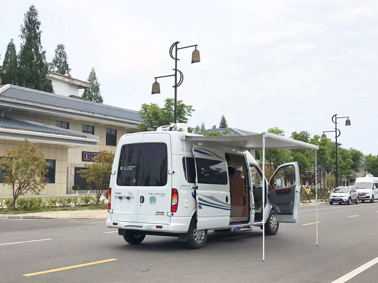 四川达州东风御风短轴旅居车出厂价格