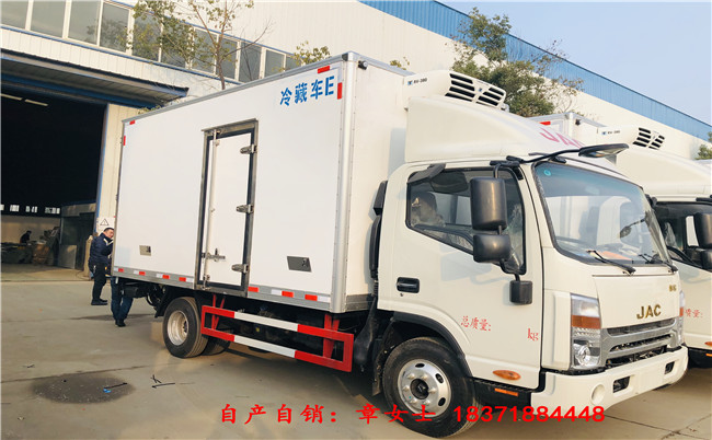 沧州运河区重汽豪沃中型冷藏车生产厂家