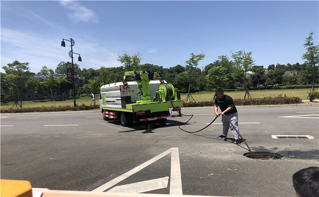 河池天峨市政清理管道疏通车上蓝牌