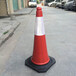 深圳捷誠塑料路錐橡膠底圓錐反光路障路樁道路施工雪糕筒