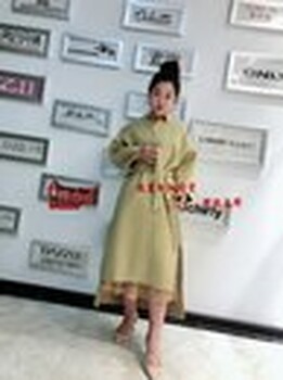 專柜牌折扣尾貨商場(chǎng)撤柜女裝