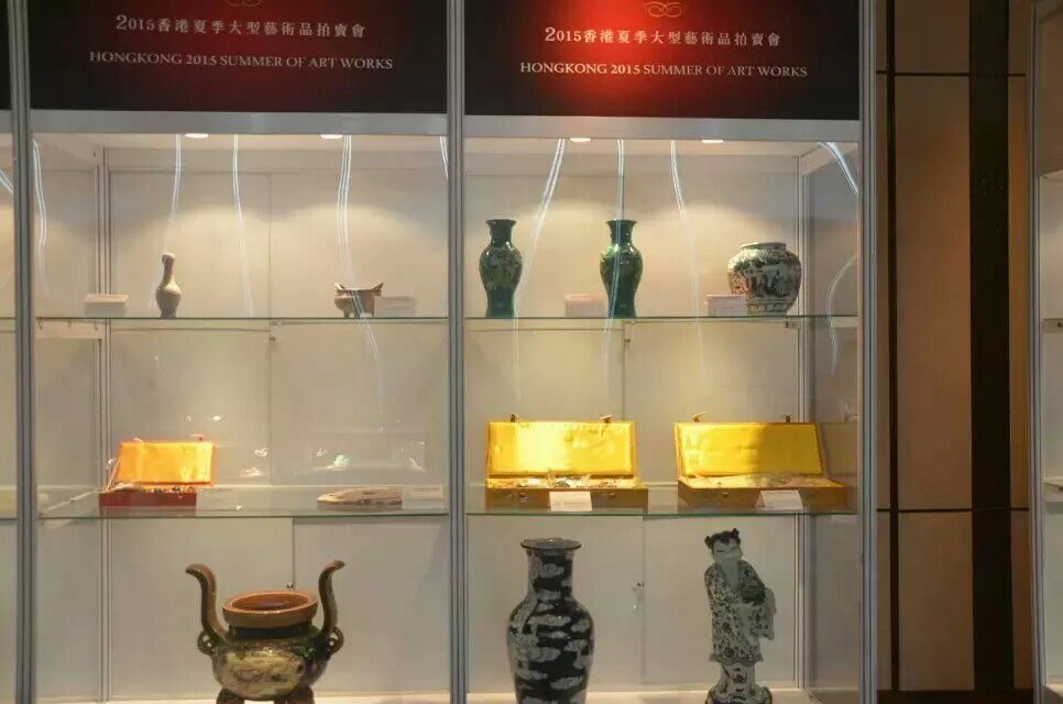 公司回馈新老客户,特邀约北京故宫故宫张淑芬,唐恩鹏,陈振峰老师.