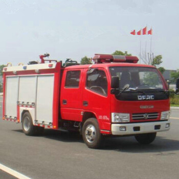 国五2吨东风多利卡制式水罐消防车厂家价格高清图片