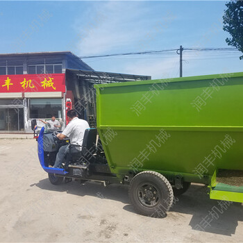 饲料撒料车出料撒料车定做撒料车批发撒料机