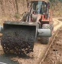 中首重工廠家支持定做各種型號裝載機安裝的攪拌鏟斗攪拌斗攪拌機