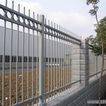 深圳锌钢护栏厂家各式锌钢围墙栏杆锌钢市政护栏锌钢花园围栏等，支持定做