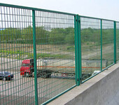 广东桥梁防抛网，桥梁防护网，铁丝网防护网，铁丝浸塑护栏网厂家