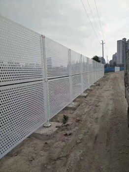 珠海护栏厂家工地围蔽围挡图片款式冲孔铁板建筑基坑护栏价格