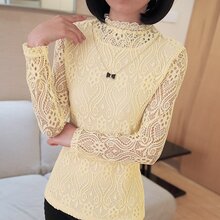 虎门低价服装打底衫T恤服装韩版高领毛衣批发冬装棉服牛仔裤批发图片