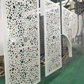 幕墙穿孔铝板镂空铝单板厂家图片2