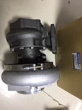 小松挖掘机PC400-8全新原厂发动机涡轮增压器图片