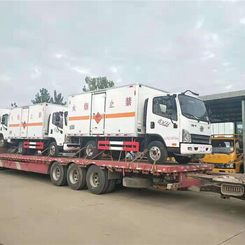 中山解放J6高頂國六液體罐式運(yùn)輸車