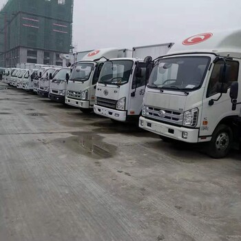 吳忠重汽汕德卡后八國六9類雜項9.6米危險品運輸車