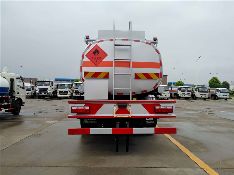 卢湾小型液化石油运输车具体配置危险品厢式车