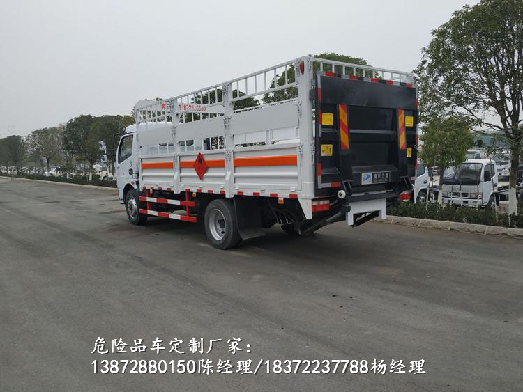 东风新款气瓶运输车具体介绍危险品厢式车